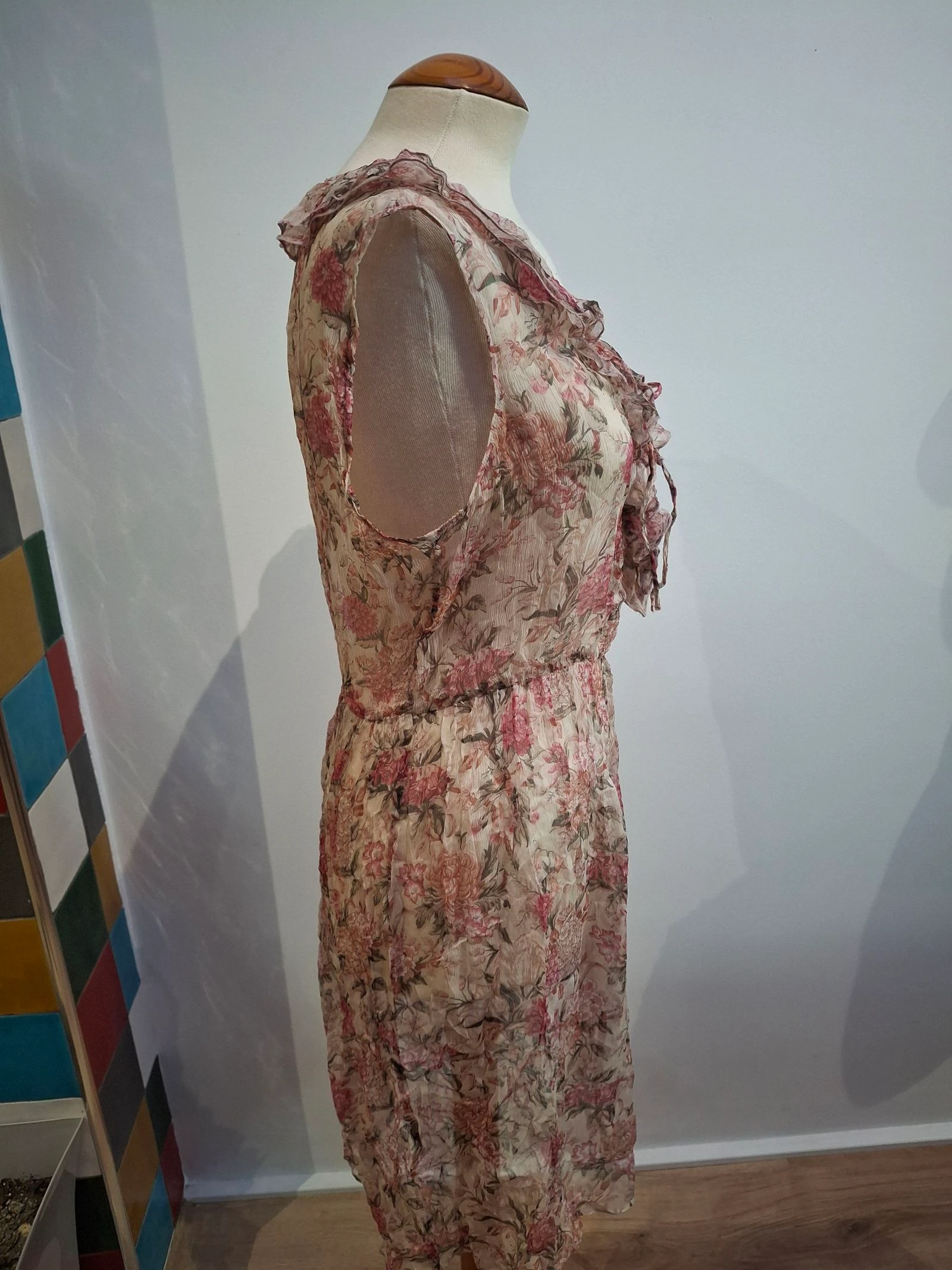 Vestido midi de seda/gasa Massimo Dutti – Estampado Floral Vintage (Tamanho M) – photo 3